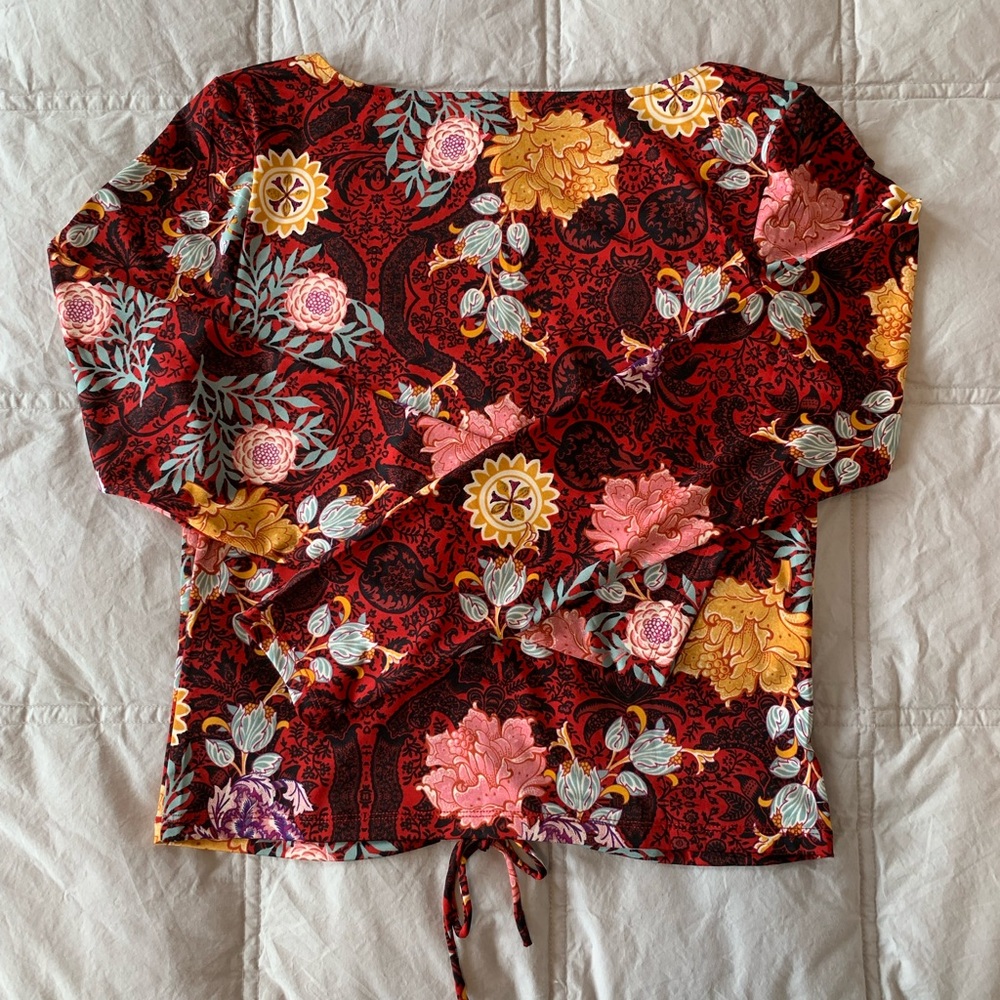 Guess top - Picture 3 of 4